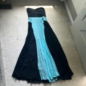 Black and Blue Strapless Sweetheart Gown